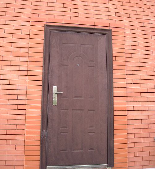 Входная металлическая дверь плохого качества
